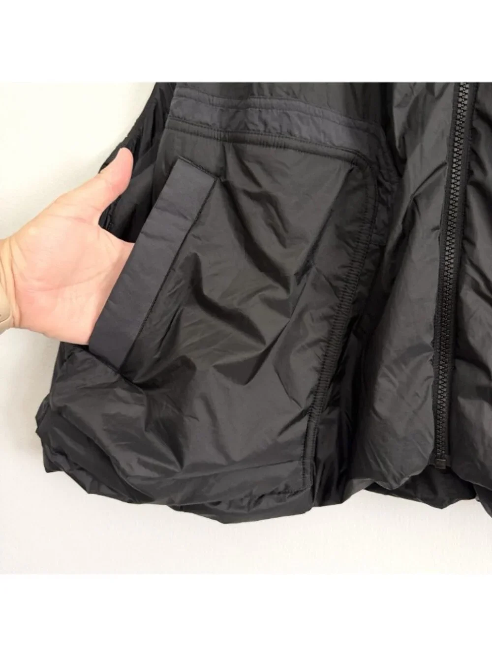 Nike Tech Black Woven Lightweight Vest Front Zip Jacket Athletic Men’s Sz Medium